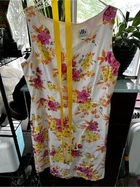 db Collection Floral Scalloped V-neck Dress in White with Pink & Yellow Blooms